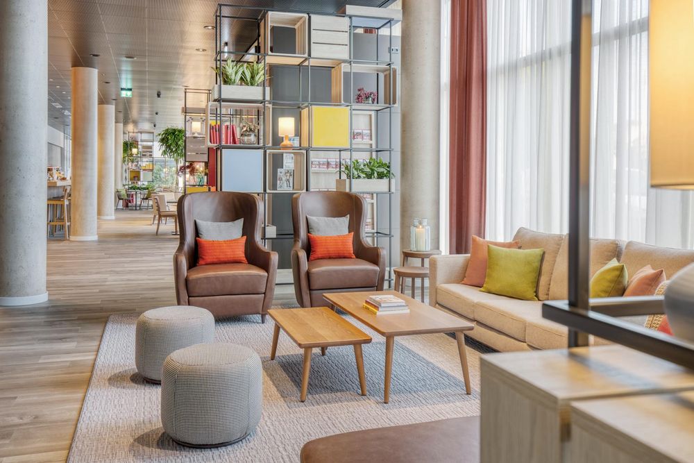 Hotel Saarbrücken - IntercityHotel Saarbrücken - Lobby